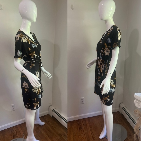 Aritzia Babaton Wallace Wrap Dress - Picture 5 of 6